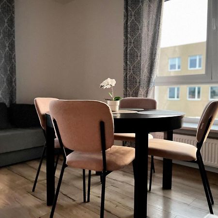K22 Large Family Apart Komputerowa Варшава Экстерьер фото